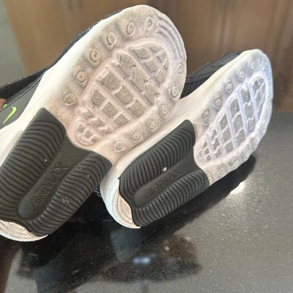Nike Air Max Kids Sneakers - Black with Green Accents - Picture 13 of 13
